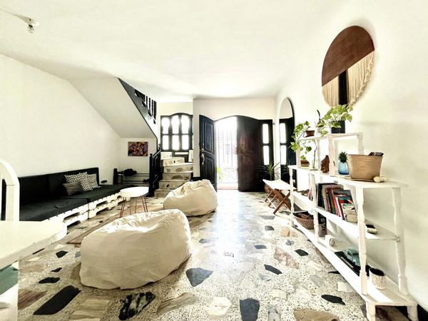 Jeanne's house