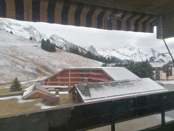 L'appartement de Françoise et Stéphane est au pied des pistes de la station de ski de MANIGOD