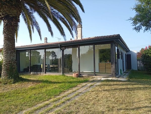 huis van Charlène et Lydie