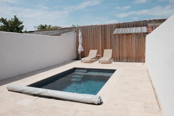 Maison avec piscine disponible la dernière semaine d’août