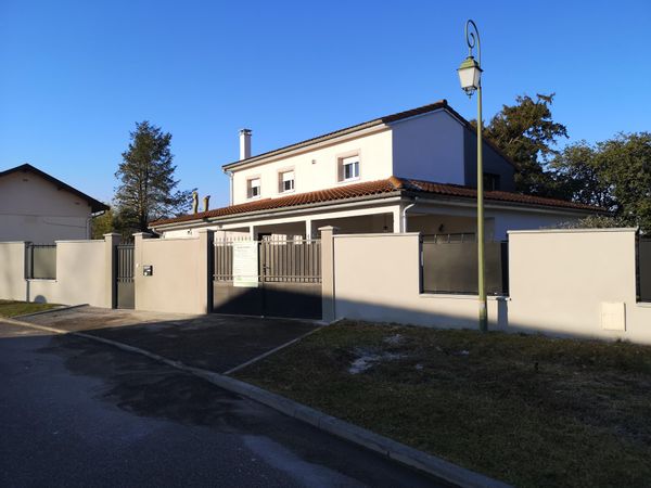 La maison de FREDERIC & LAETITIA & VICTOIRE