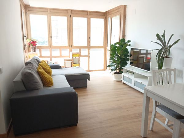 YOLANDAs hus