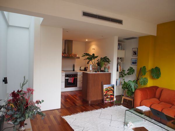 Duplex très lumineux avec terrasse dans un quartier calme et familial de Barcelone