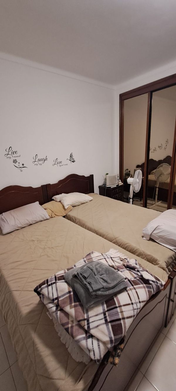 Isabele's private room