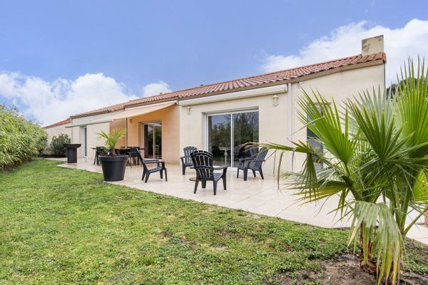 Nicolas's house