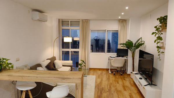 ✨ Bright & Stylish Apartment in the Heart of Málaga ✨