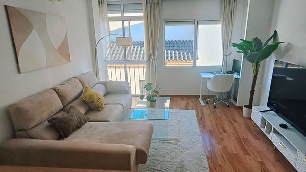 ✨ Bright & Stylish Apartment in the Heart of Málaga ✨