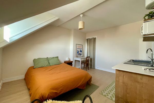 Chambre de bonne à Grenoble Championnet