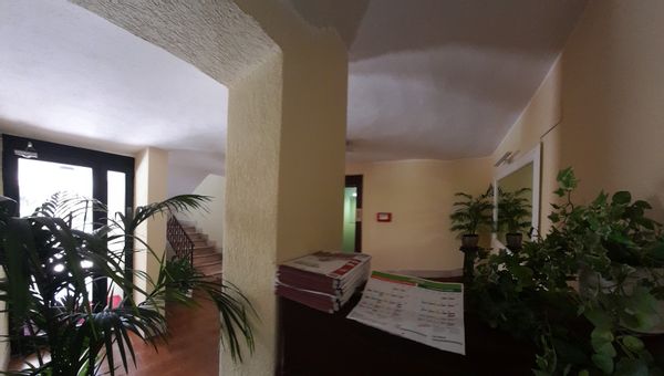 Anna's house