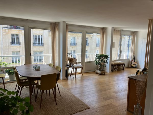 Appartement familial et convivial.  Proximité du centre de Paris (16e), dans une rue très calme