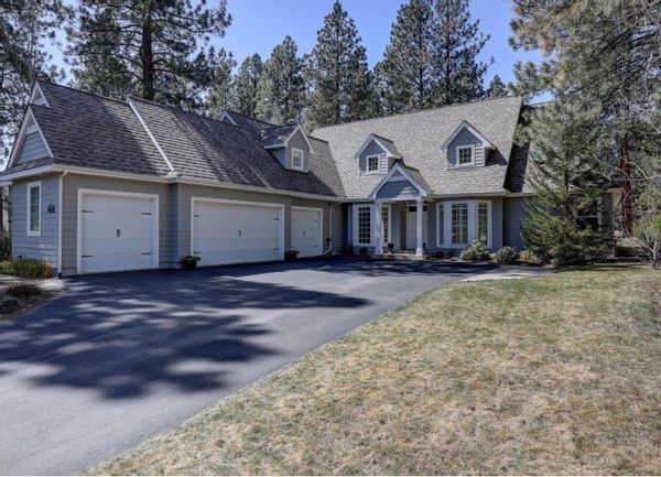 Bend Golf Course Home