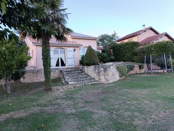 La maison de Louisa et sa troupe