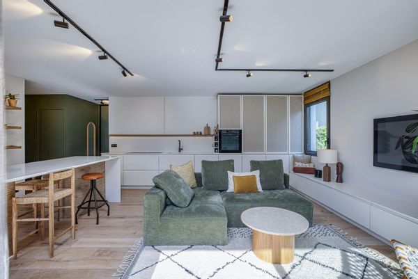 Appartement haut standing avec grand jardin et terrasse – Annecy centre, proche du lac