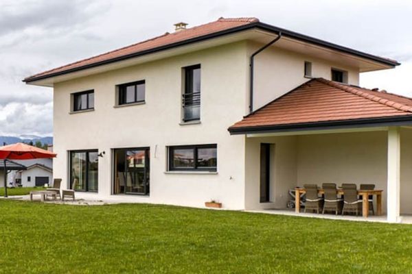 Maison lumineuse près du lac -