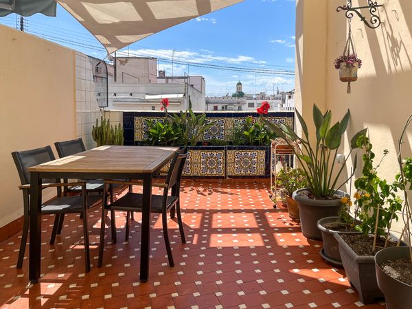 Attique avec terrasse à Cánovas