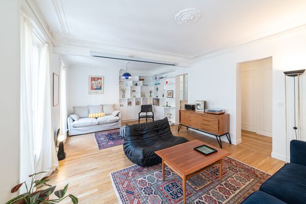 Heart of Montmartre - 115m² elegant & fully equipped flat.
