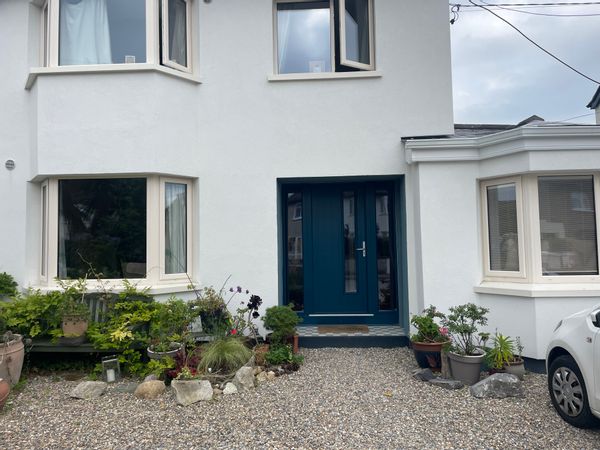South Dublin home, superb location