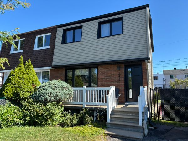 Jolie cottage jumelé 2 chambres à coucher