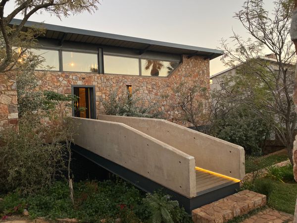 An Architect’s Contemporary Mountainside Home
