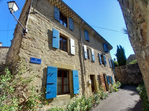 Maison ancienne et familiale dans les Baronnies Provençales