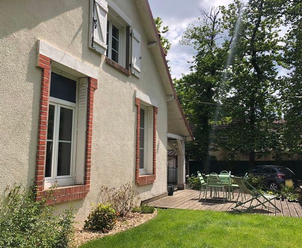 Louise's house