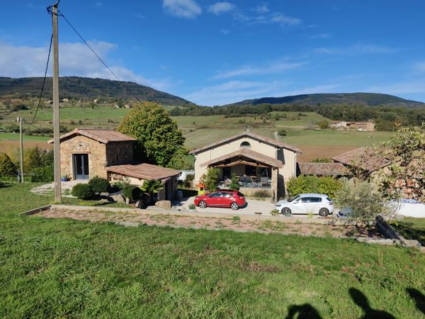 Maison à Chuyer en plein cœur du Parc du Pilat