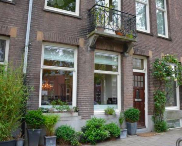 Amsterdam - cosy apartment met garden at the quiet center area