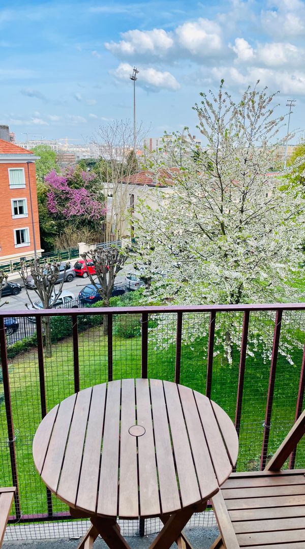 Southern Paris cosy 2 bedroom apartment in a secure residence with a garden