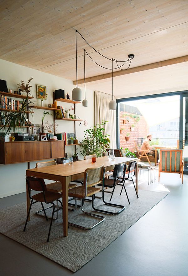 Appartement ensoleillé et spacieux de Liesje et Jasper avec grand balcon et charmants voisins