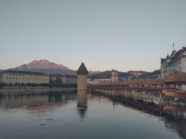 Studio in Lucerne's old town with a view of the lake and the Alps