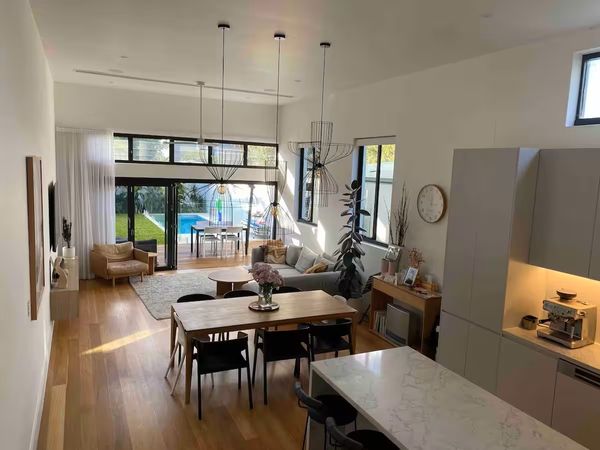 Modern Bondi House with pool!!