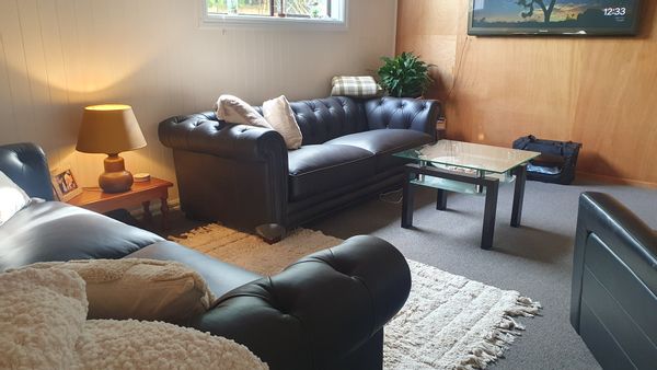 3 BED HOUSE IN THE HEART OF HISTORICAL JACKSON STREET PETONE.