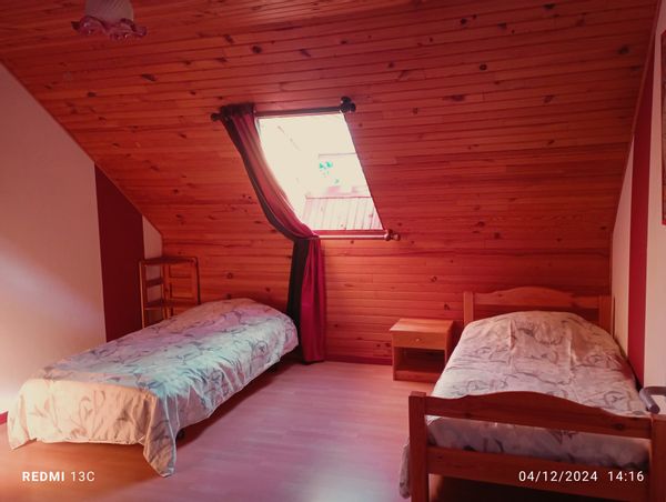 La chambre privée de La maison Encanto de Corinne & Fabien vous acceuille en toute simplicité