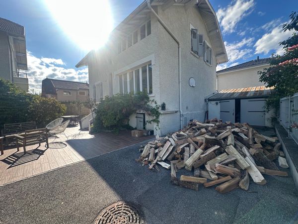 Maison cosy à Annecy (Nous venons d’emménager – d’autres photos arrivent bientôt !)