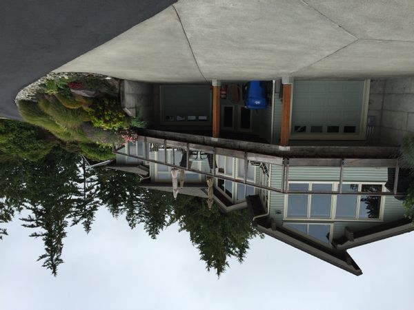 Tom's house