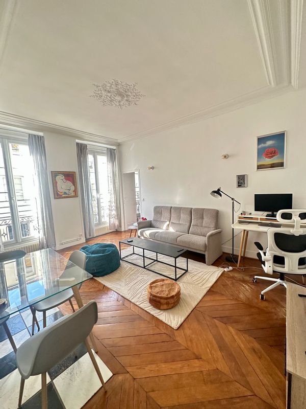 Charming and cozy flat in the heart of Paris