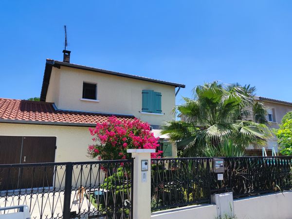 Home tout confort a proximité métro centre ville tramway aéroport