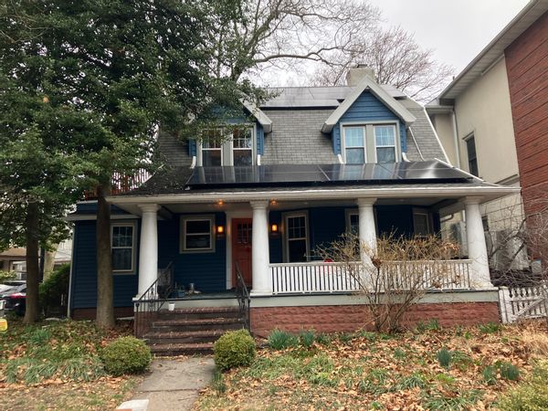 Victorian House in Central Brooklyn (Single Room)