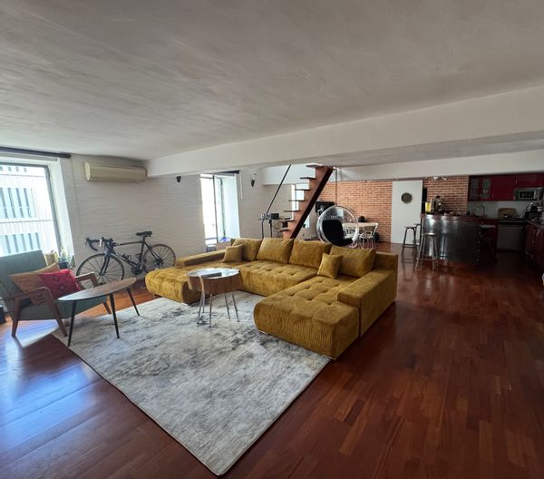 Laurent's house
