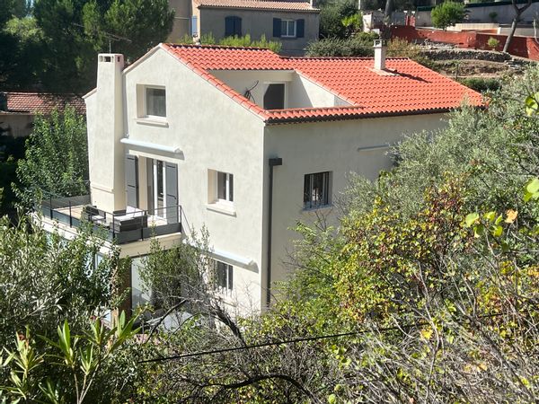 Alix's house