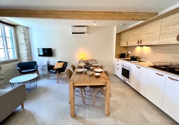 Guillaume et Jenys hus