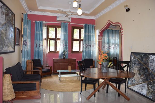 Stawi's house