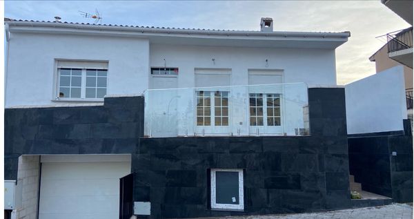 Juan Carlos's house