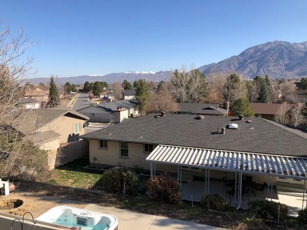 3 Bdrm/2 Bath Close to Cottonwood Canyons/Skiing