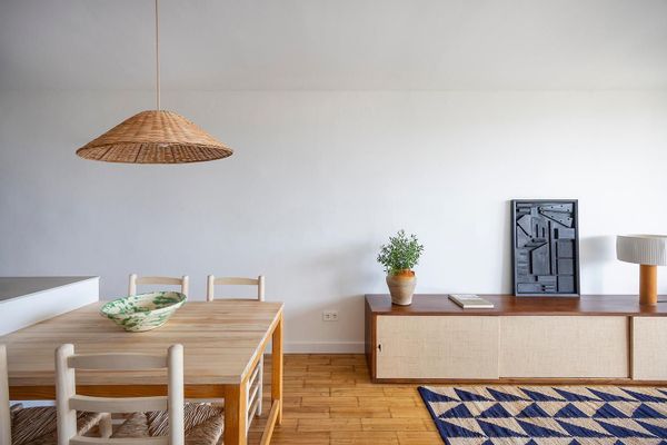Apartamento mediterráneo renovado con vistas al mar en S’Agaró, Costa Brava.