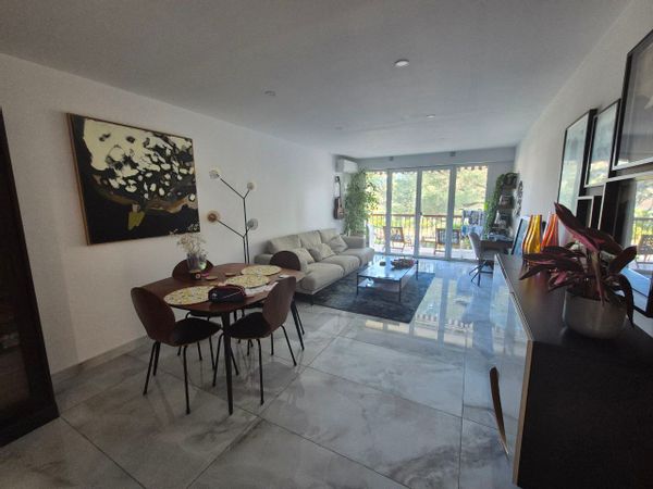 La maison de Marija// Bord de la mer // ECHANGE LONDRES/DUBLIN/NEY YORK/BOSTON