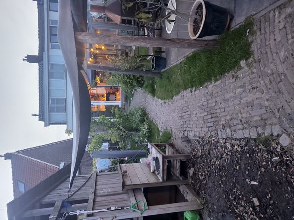 Roos's house