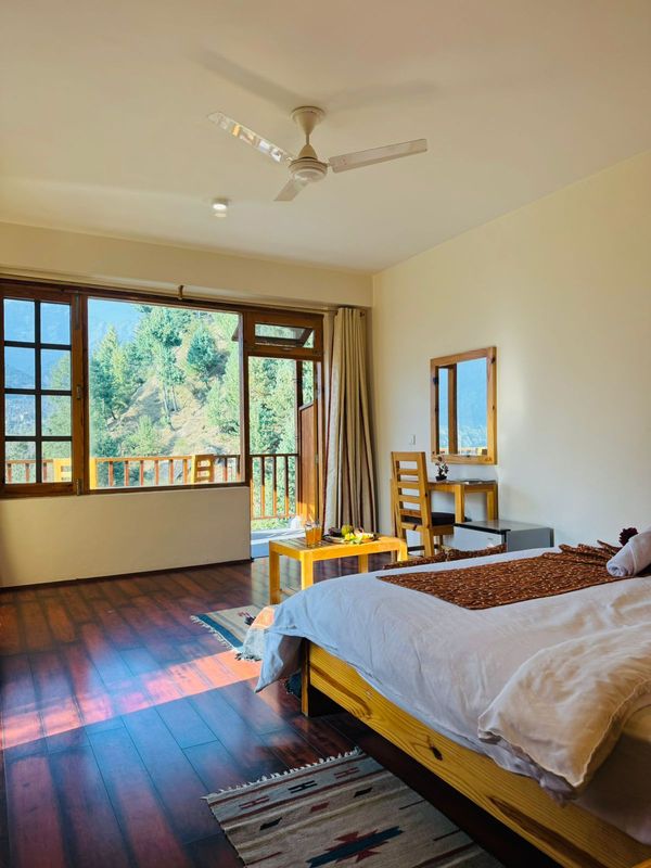 Eshan's private room