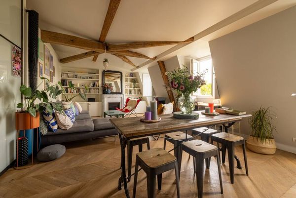 Appartement de charme avec vue sur Paris, à 2 pas de Montmartre