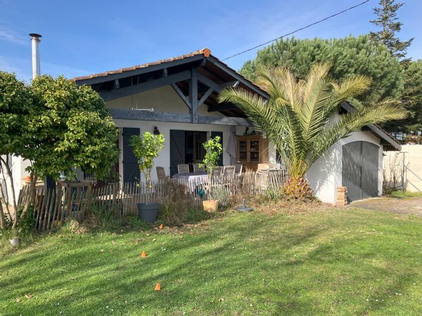 Nicolas's house